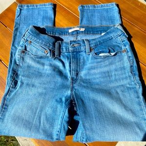 Levi’s Boyfriend Jeans